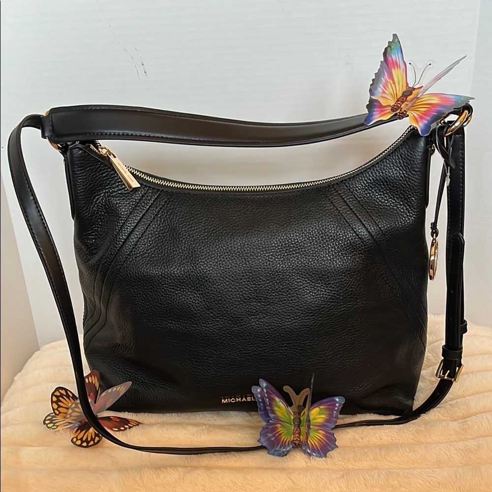 Michael Kors NWOT Large Aria Black Leather Shoulder Bag
